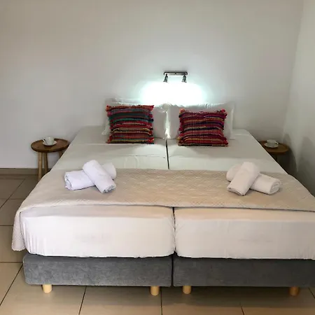 Guest house White Myth Mykonos Town