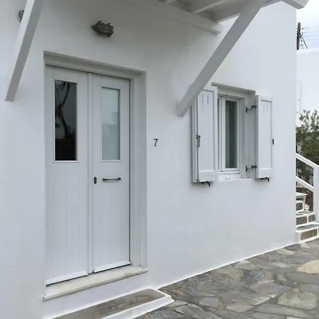 Guest house White Myth 2*